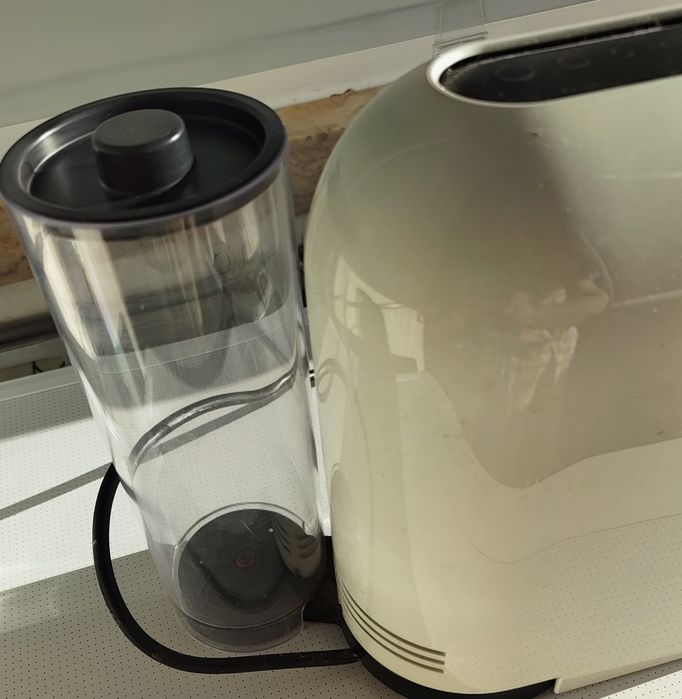 Vendo Nespresso U para peças ou conserto