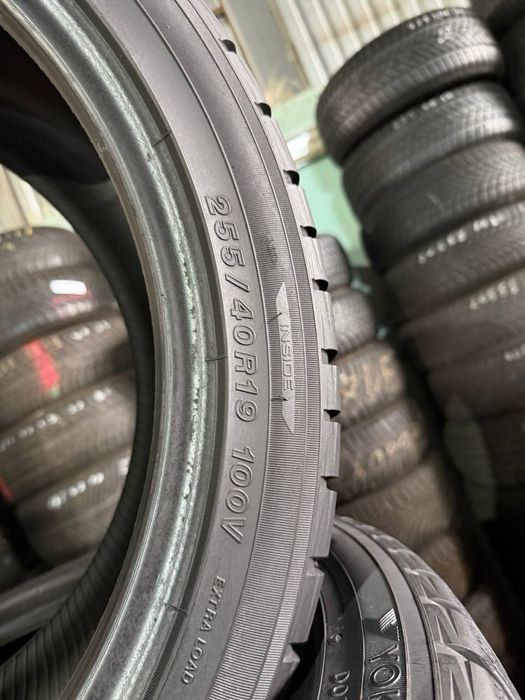 255/40R19 Yokohama 25p