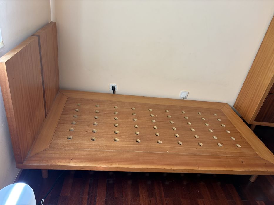 Cama de solteiro 100x190