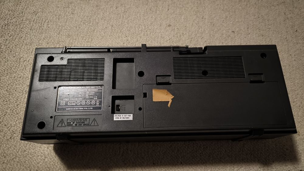 Магнітофон Sanyo M9707L