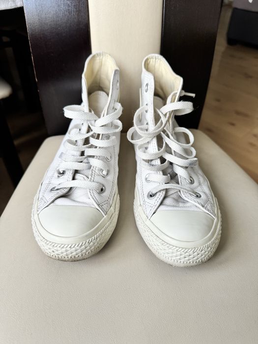 Białe skórzane trampki converse 39