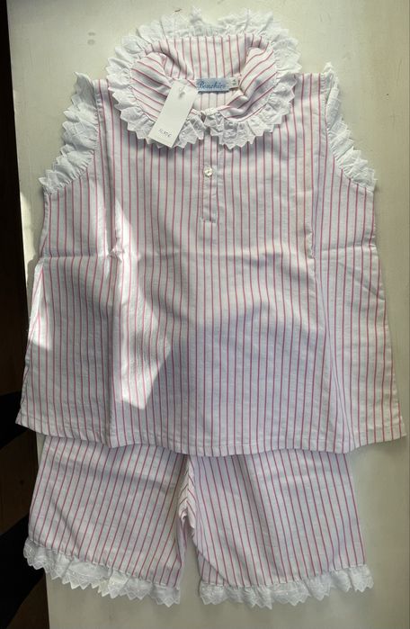 Pijamas NOVOS, da Bonchic para crianca 8 anos