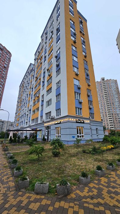 Продаж 1 к  50м Дизайнерський ремонт! Позняки 10 хв!