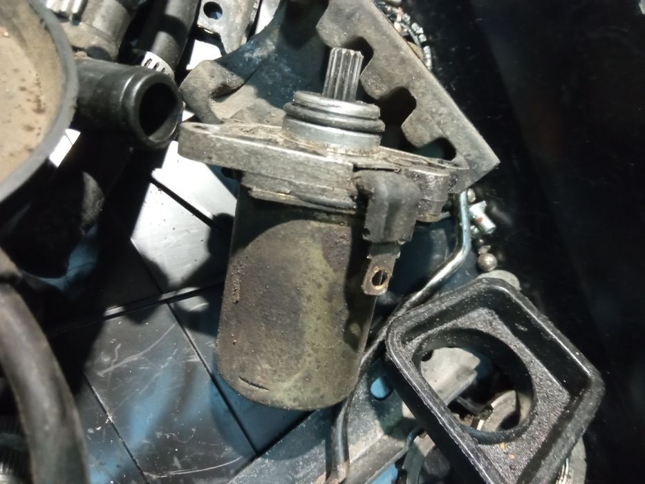 Peugeot Elystar 50cm pozostałości po skuterze