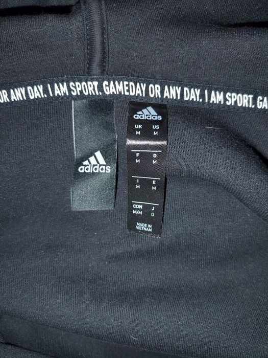 Продам толстовку Adidas,  розмір M