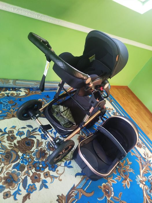 Продам візочок  KESSER 3 в одному із автокріслом