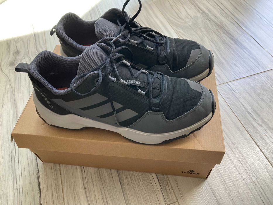 дитяче взуття АДІДАС Кросівки Adidas Terrex