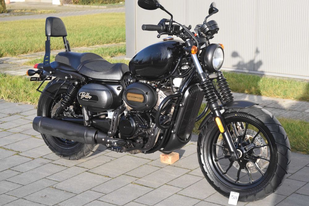 Hyosung GV 125 S Bobber oryginalny stan, dok. na km, 1wł, DE, kat. B**