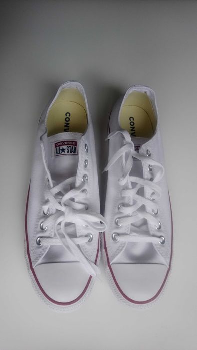 Converse Oryginalne trampki rozmiar 44 białe klasyczne.