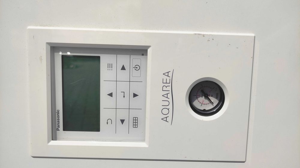 Pompa ciepła powietrze woda PANASONIC split 9 KW hydrobox