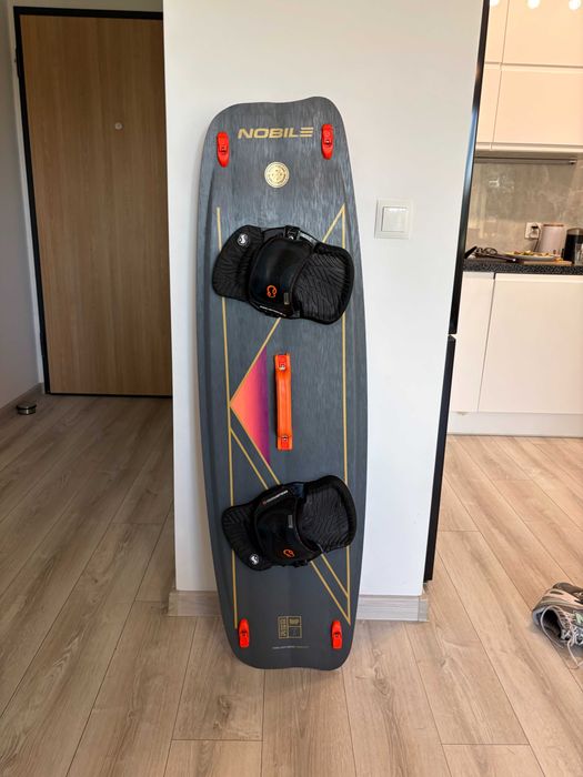 Deska Kitesurfing Nobile NHP 134x41 + Footstrapy Infinity Excellent