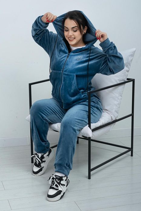 Жіночий велюровий костюм,  НОРМА ТА БАТАЛ