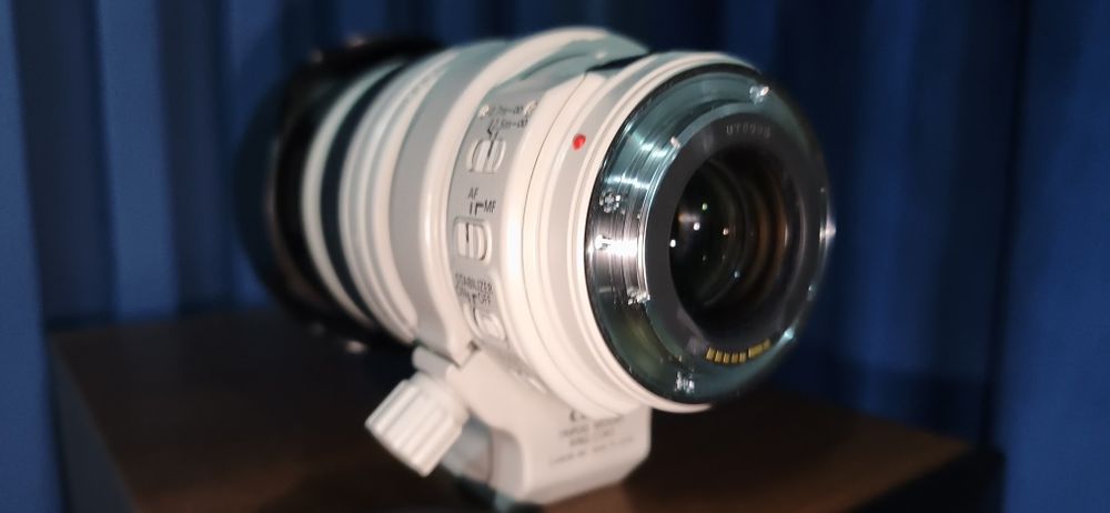 Canon 28-300 mm f/3.5-5.6L IS USM