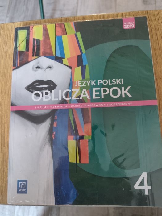 Oblicza epok 4 podręcznik.