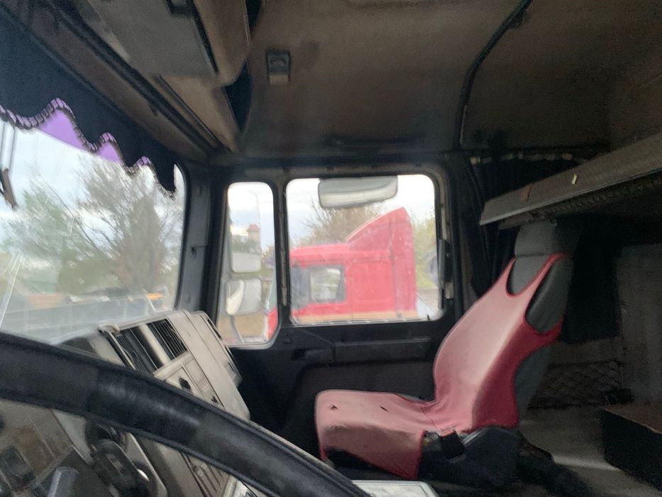 МАН 19.414-бункеровоз для вывоза крупногабаритных отходов контейнерами