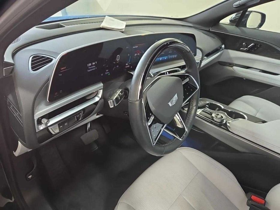 2025 Cadillac LYRIQ Luxury