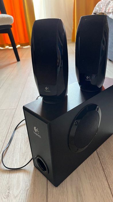 Колонки з саббуфером