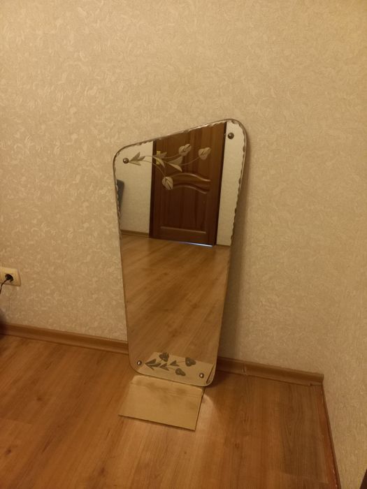 Дзеркало настінне 98*45 см. Троєщина