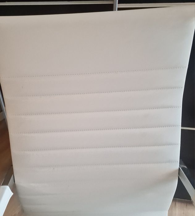 Cadeira de escritório branca