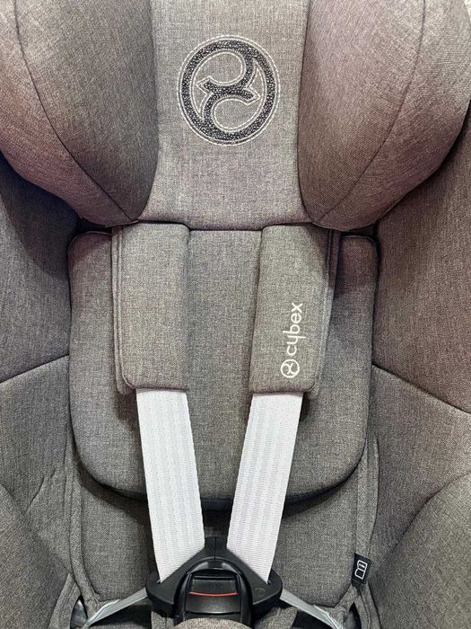 Cadeira Auto Cybex Sirona Z2 Cinzenta