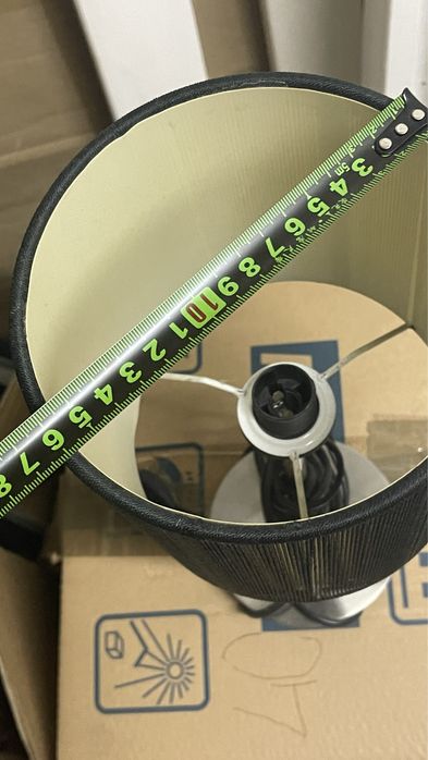 Candeeiro com pé em ferro e Bajur tecido