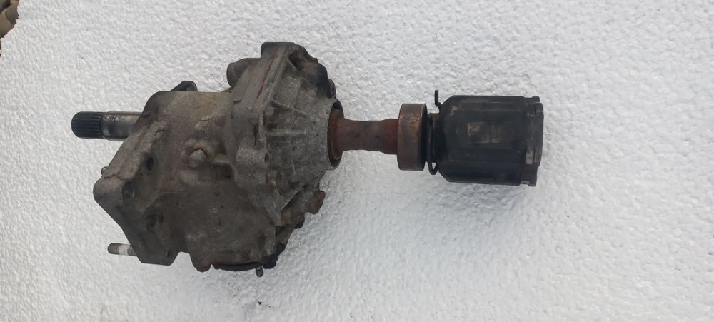 Редуктор передній міст w82 toyota rav 4 -3  тойота рав 4
