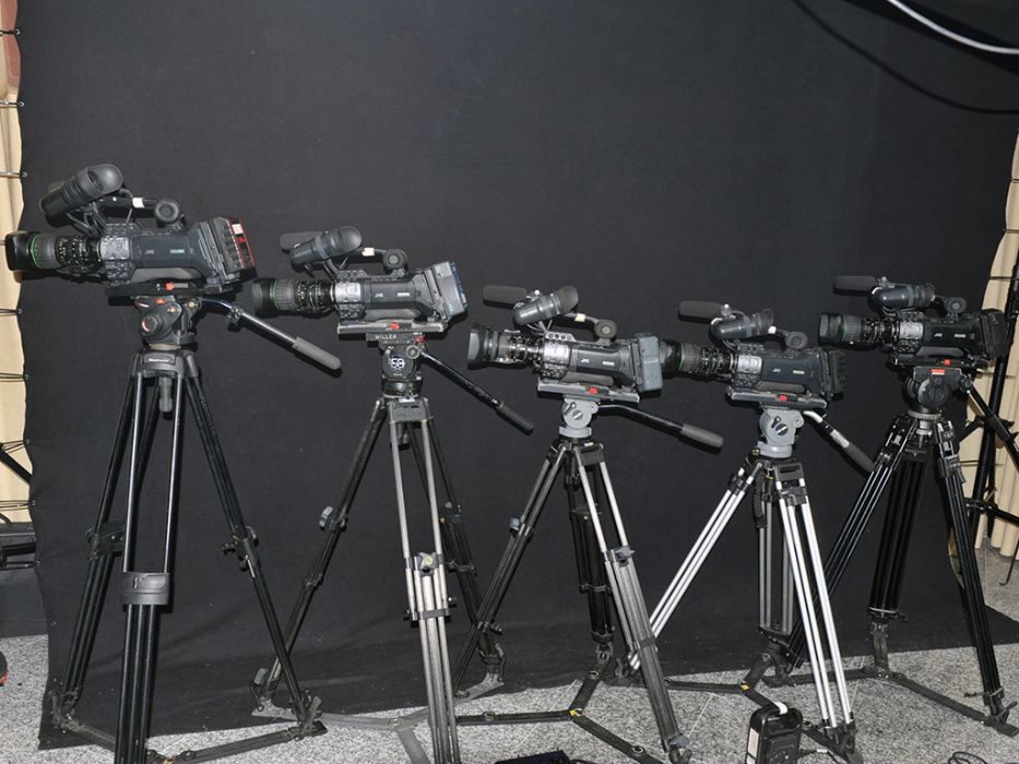 Câmera JVC GY-HM750E Profissional