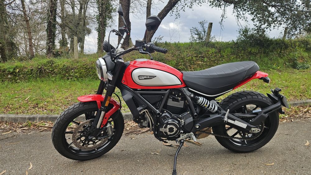 Ducati Scrambler Ícon Red 800