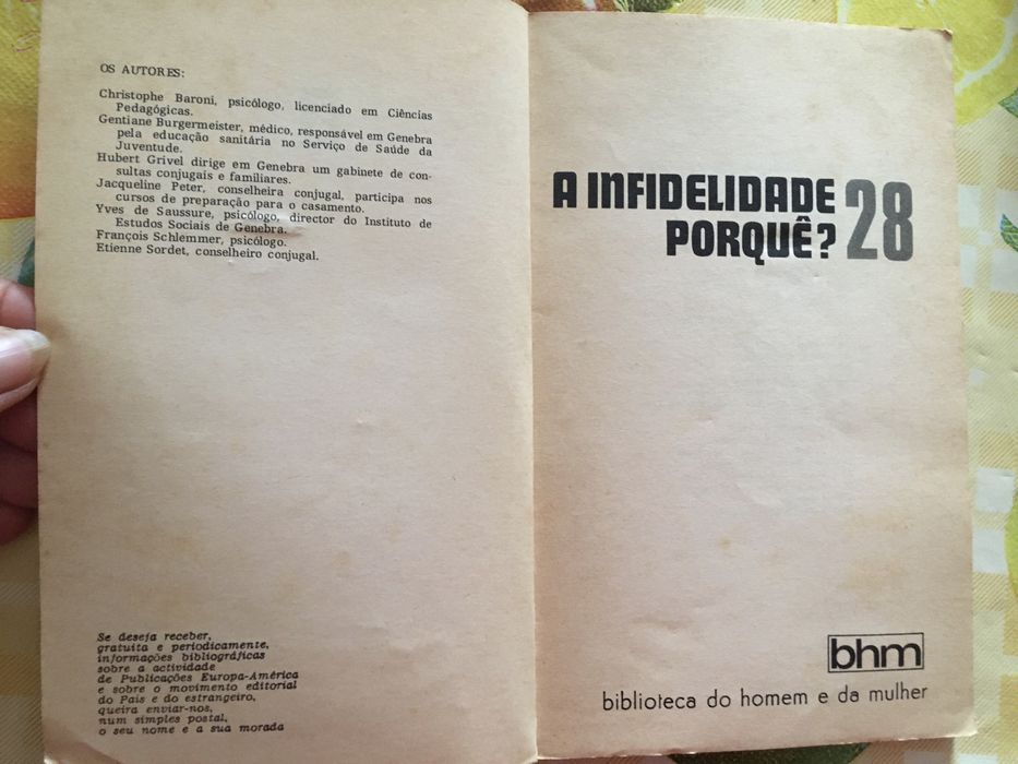 Dois livros muito antigos