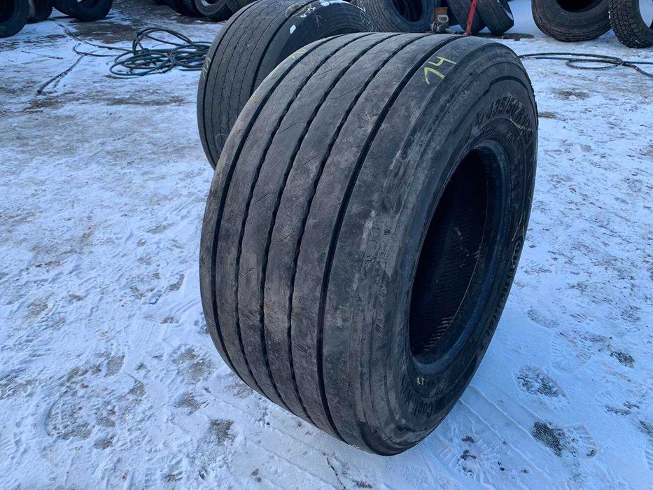 Opona używana mega 435/50R19.5 CONTINENTAL CONTI HYBRID HT3 / 11-12mm