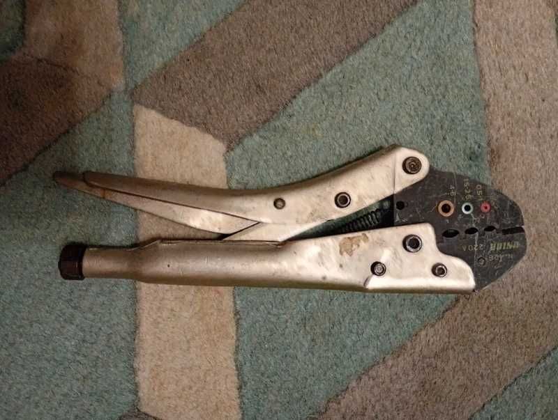 Alicate cravar terminais UNIOR 220A eletricista