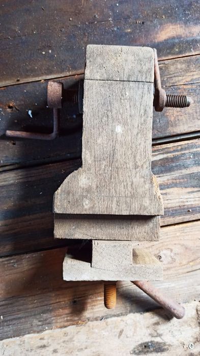 Stare stolarskie narzędzie Ścisk