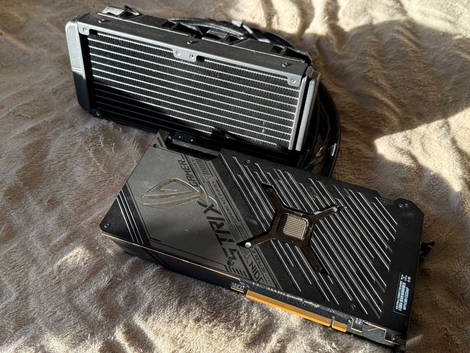 Asus ROG Radeon RX 6900 XT STRIX LC OC 16384MB