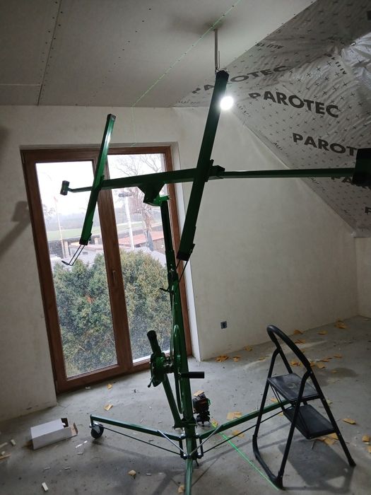 Podnośnik do regipsow płyt gk
