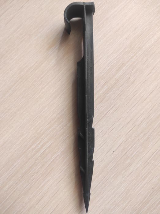 Колышки держатель трубы крепление,полив