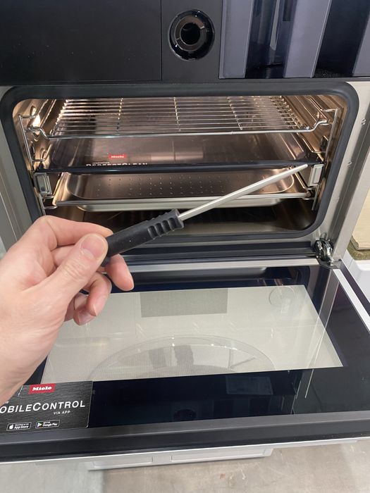 Духовка -Пароварка фірми Miele DGC 7845