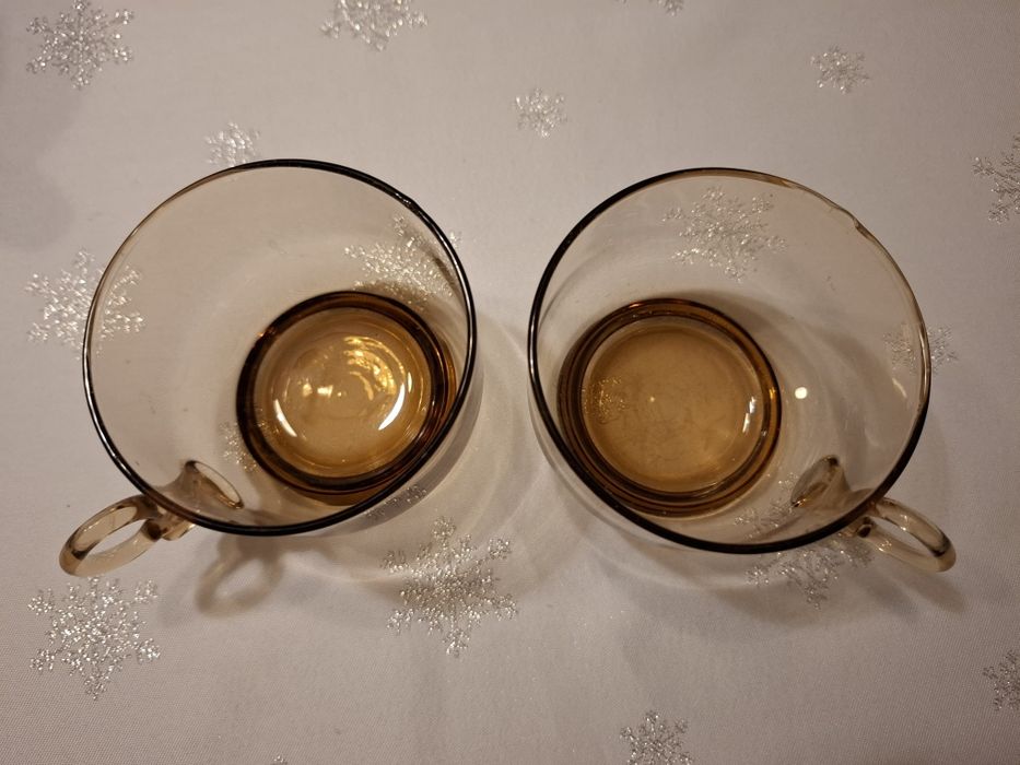 Miodowe szklanki, Laura, bursztynowe, prl.