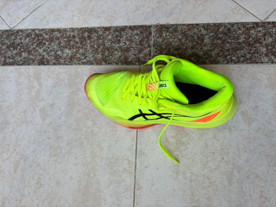 ASICS Sky Elite FF MT 3 Paris 2024 -  muito bom estado