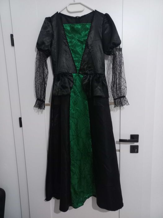 Strój karnawałowy czarownica