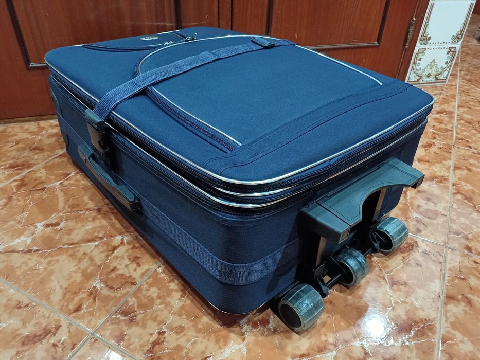 Mala malas de porão até 23 kg viagem carro casa quarto apartamento vivenda  escritório gabinete sala  cozinha.