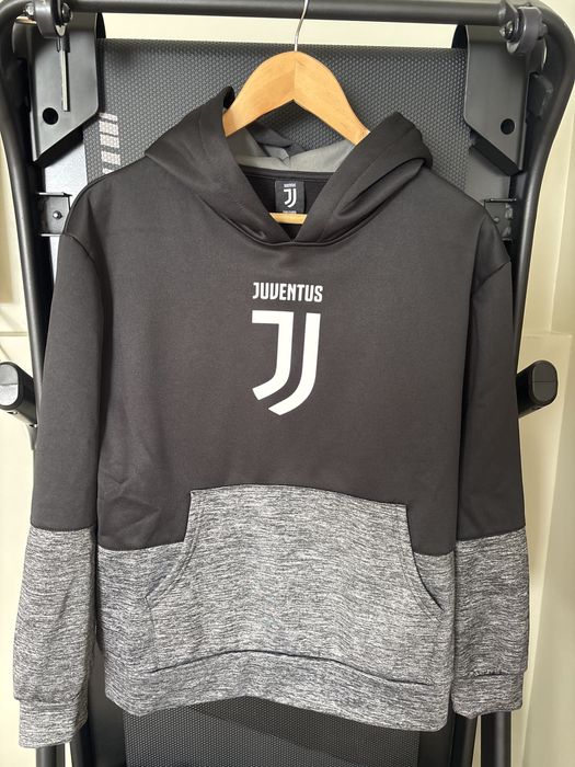 Roupa desporto 12-14 anos como nova