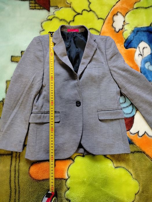 Дитячий піджак в хорошому стані