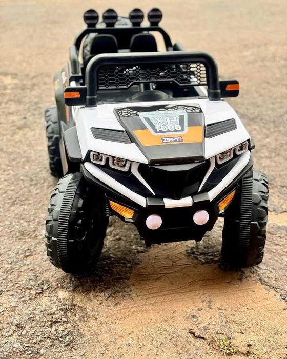 Дитячий електромобіль Monster 4X4 120W 1-местн. 3 цвета