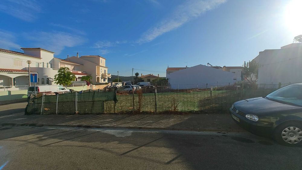 Lote de terreno para construção - sito em Companheira - Portimão