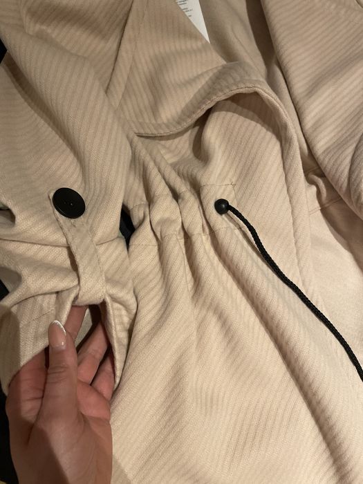 Płaszczyk wiosenny , beż , rozmiar UNI