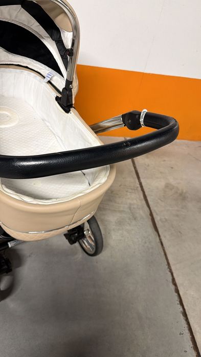 Carro de bebé marca Bebecar