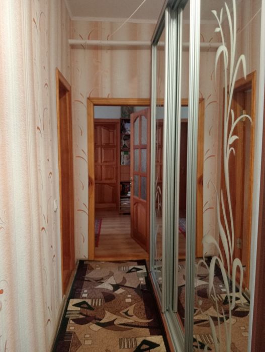 Здам кімнату для дівчини