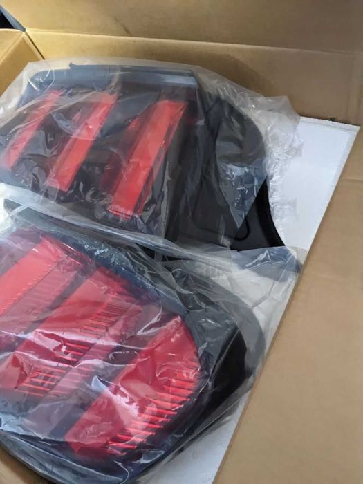 Farolins Traseiros Originais Ford Mustang (Modelo Americano)