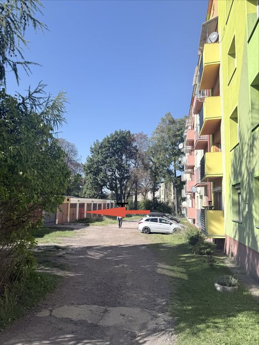 Garaz do wynajecia. Prąd. Bezpieczna lokalizacja - Widok 4