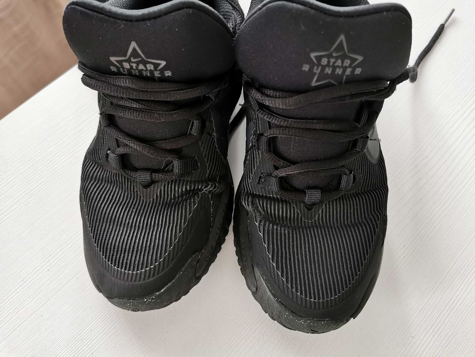 Dziecięce buty Nike Runner  22,5-23 cm wewnątrz